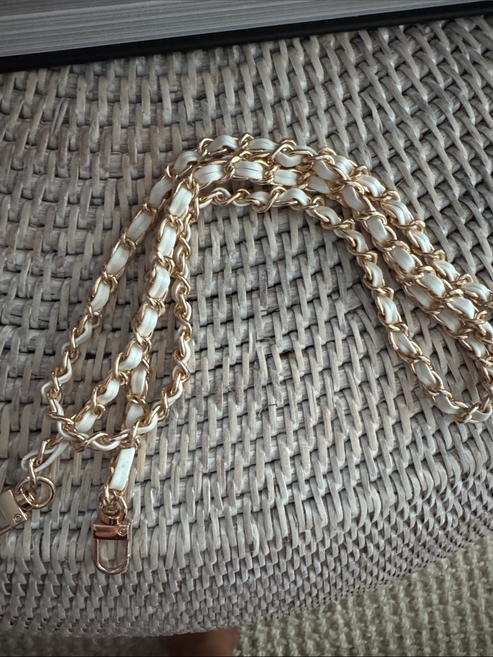 Gold and Cream Chain Strap for Women’s Handbag - Elegant Accessory